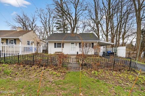 Photo of 39 Orlando Avenue, Albany, NY 12203 (MLS # 202614480)