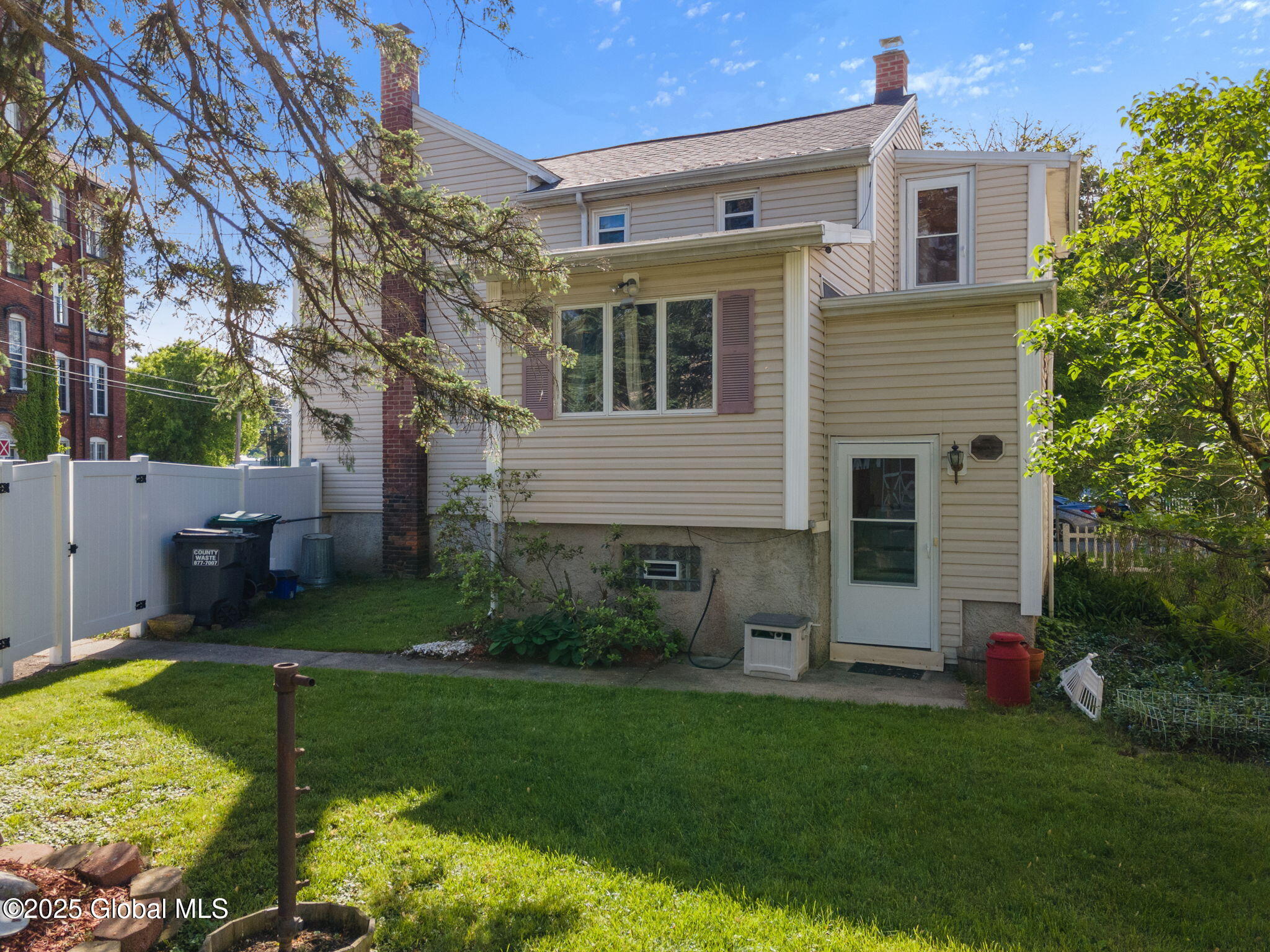 37 Mohawk Avenue, Waterford, New York image 40