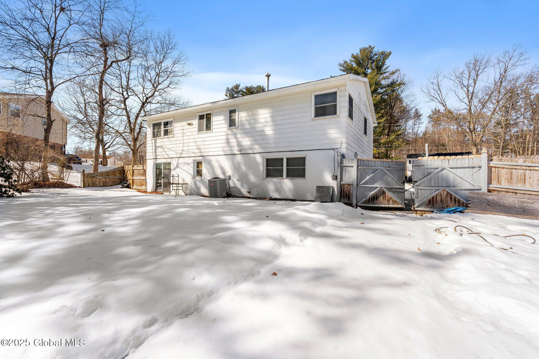 19 Cortland Boulevard, Clifton Park, New York image 49