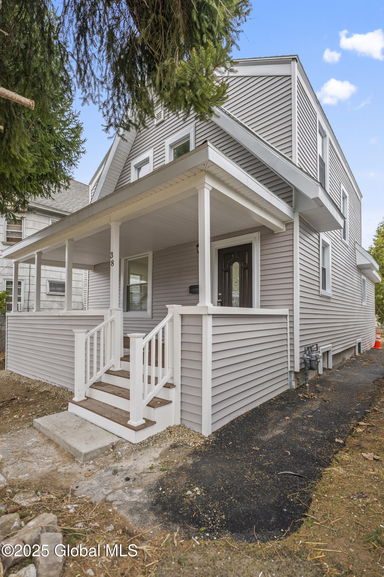 38 W Erie Street, Albany, New York image 1