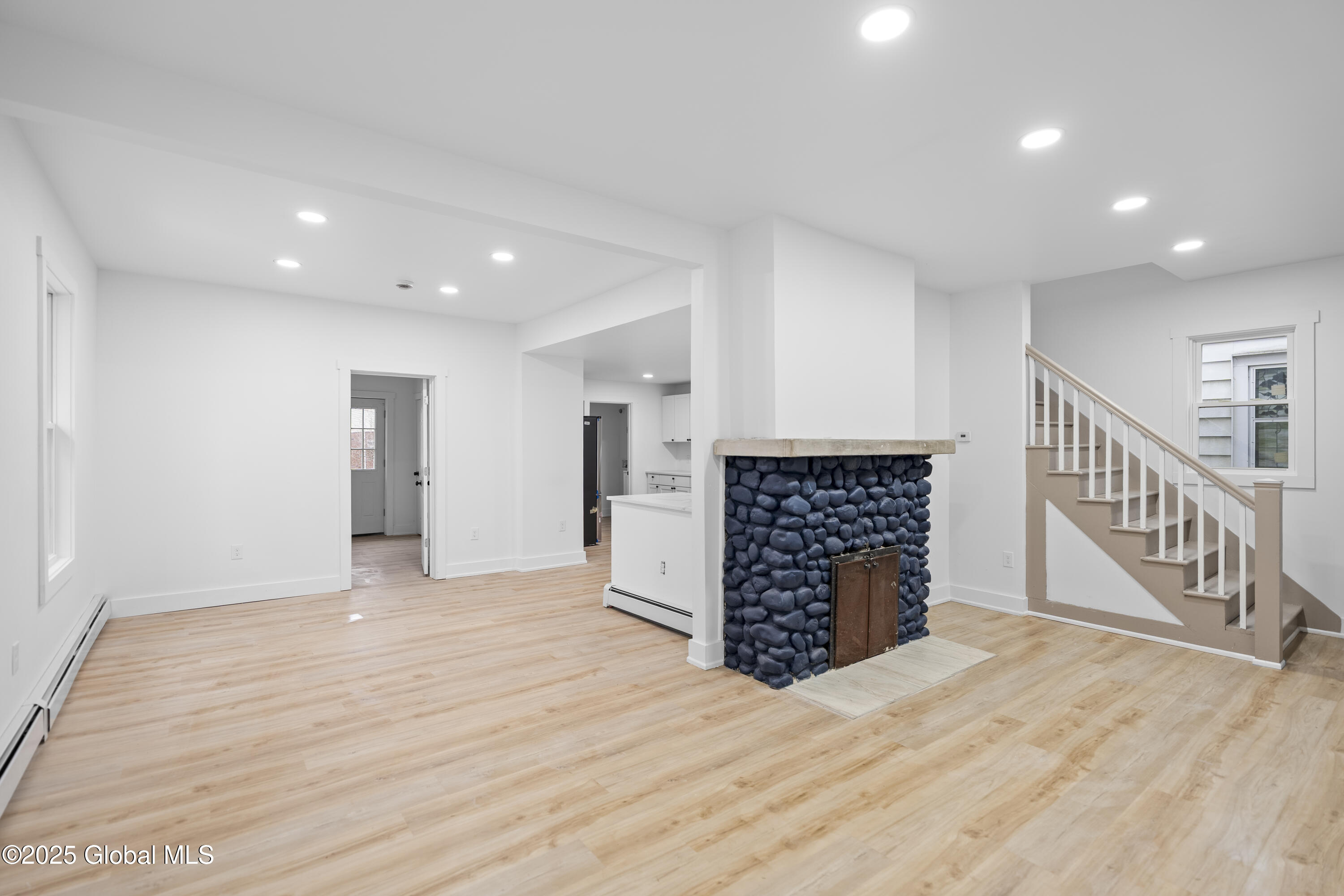 38 W Erie Street, Albany, New York image 9