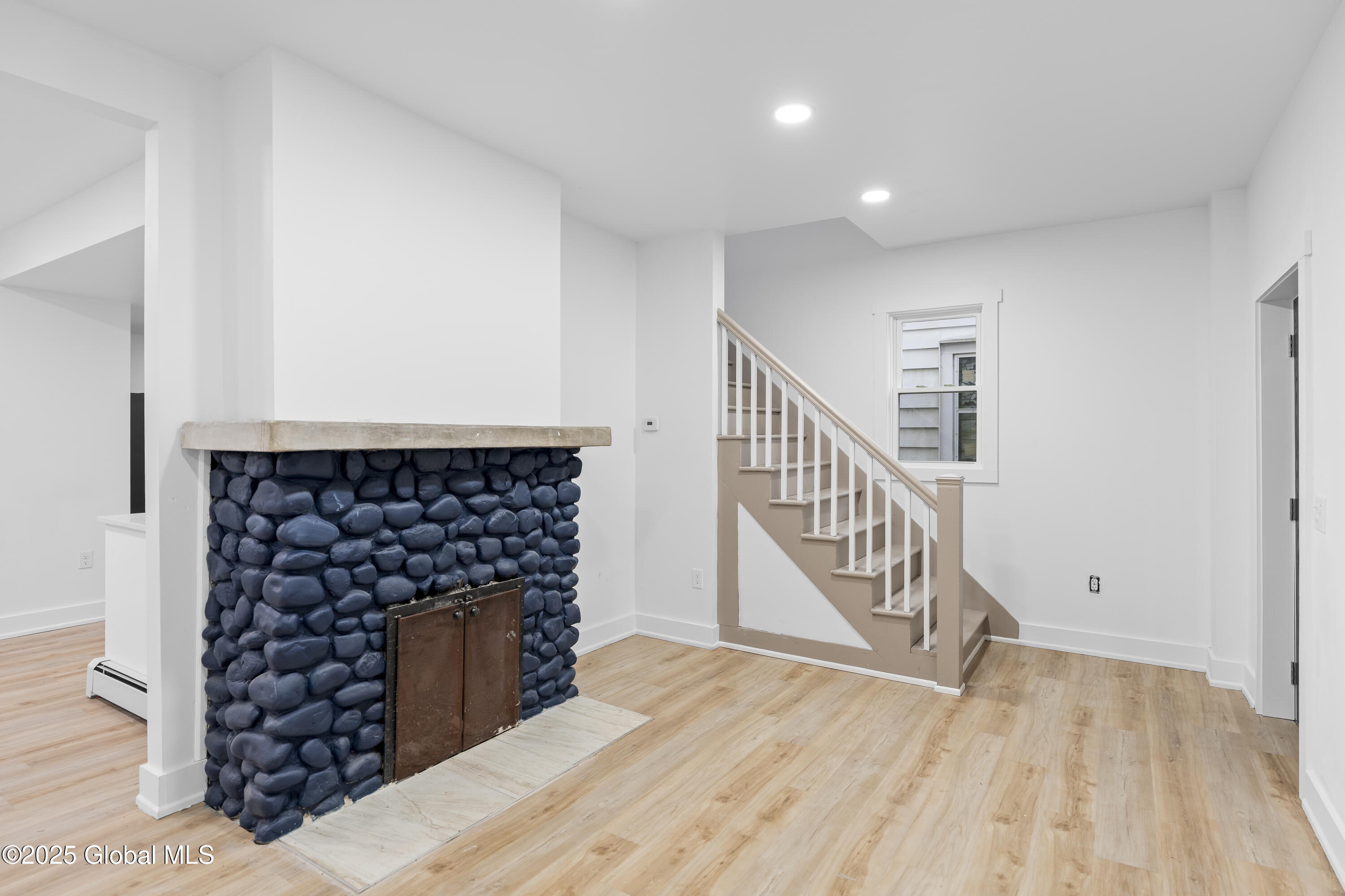 38 W Erie Street, Albany, New York image 7
