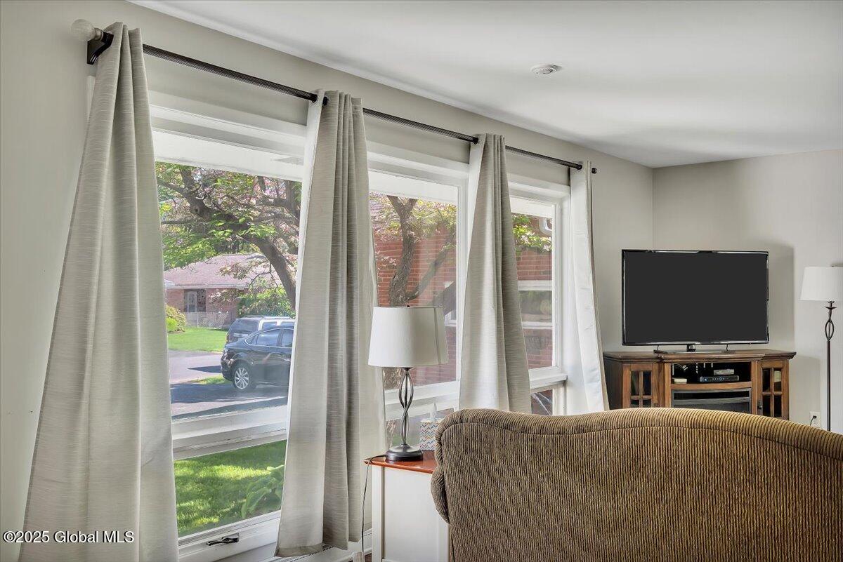 228 Ormond Street, Albany, New York image 3