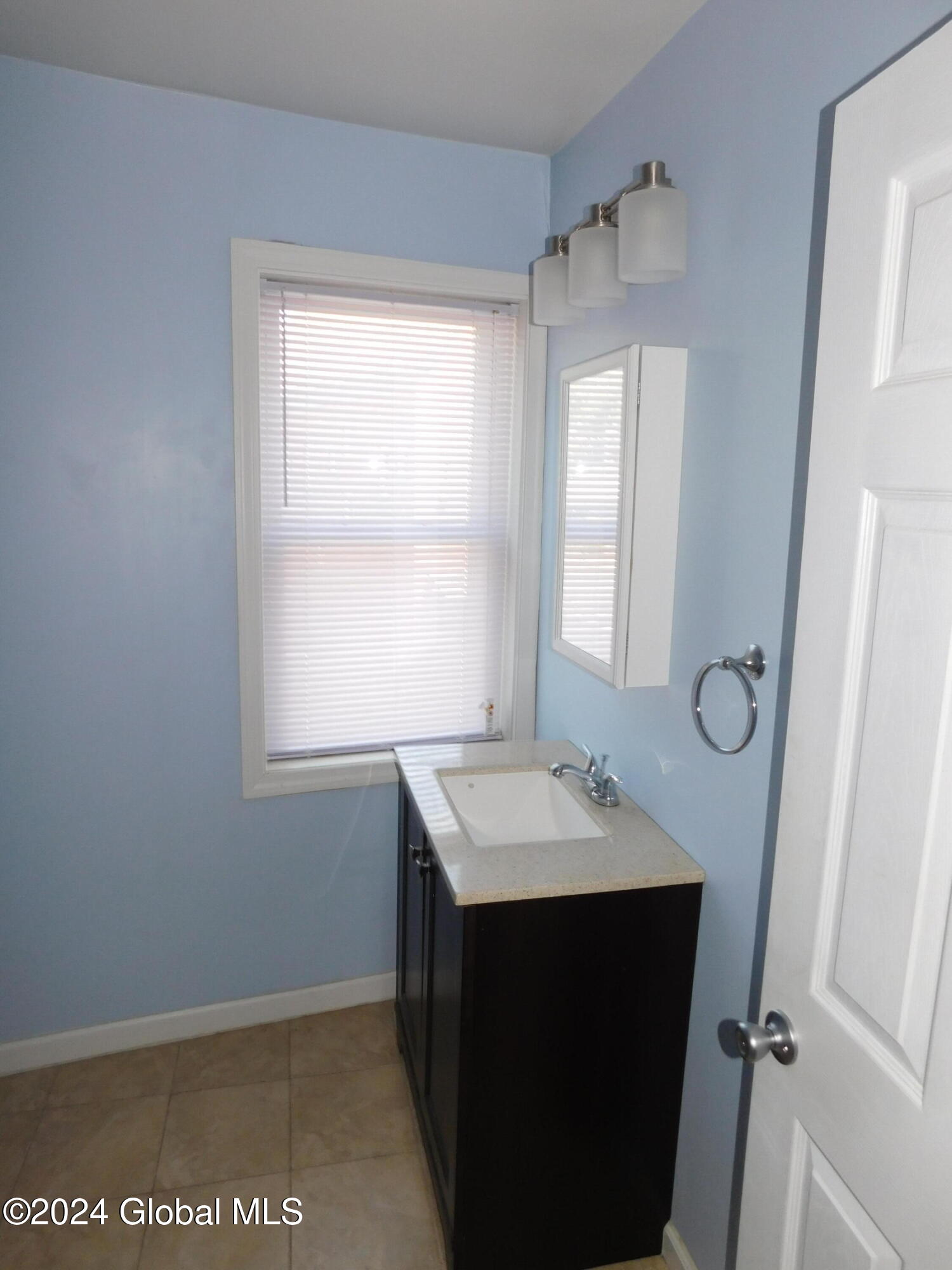 Schenectady, New York 12305, United States, ,Commercial,Pending,27406