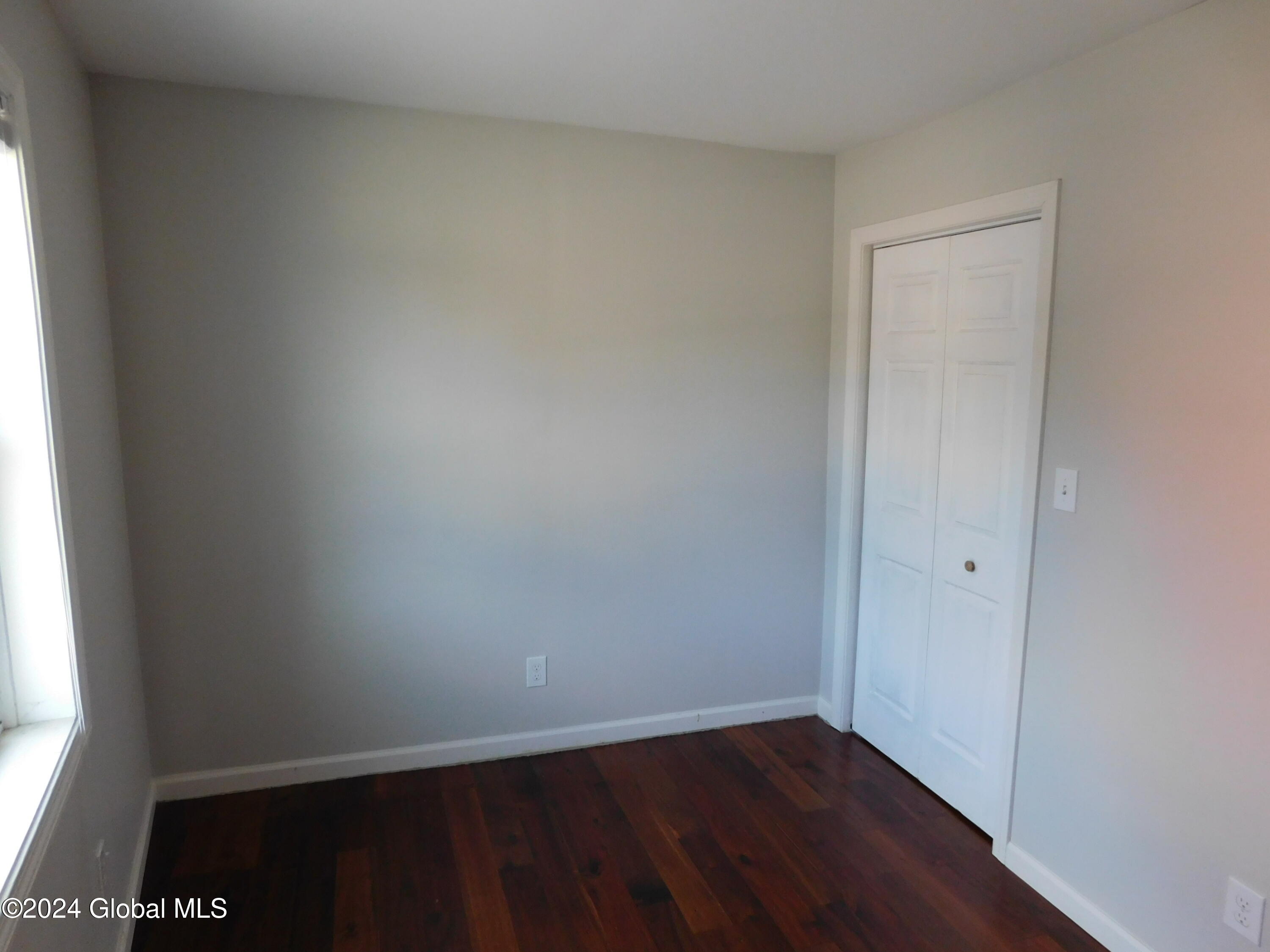 Schenectady, New York 12305, United States, ,Commercial,Pending,27406