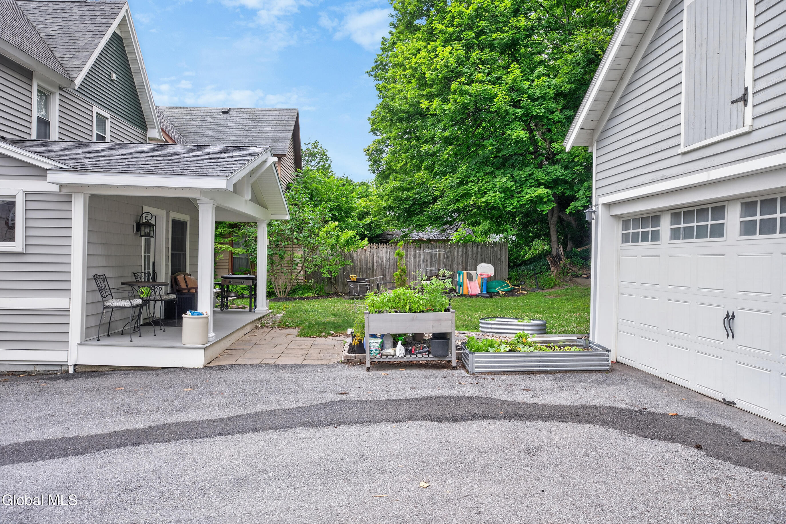 79 Maple Avenue