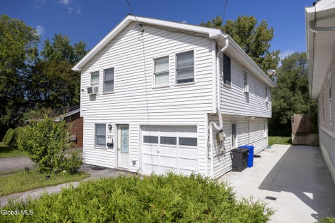 Photo for 821 Hillside Avenue