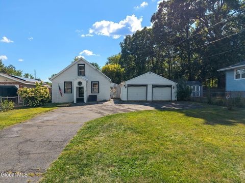 Photo of 29 Massachusetts Avenue, Rensselaer, NY 12144 (MLS # 202525286) Photo of 29 Massachusetts Avenue, Rensselaer, NY 12144 (MLS # 202525286)