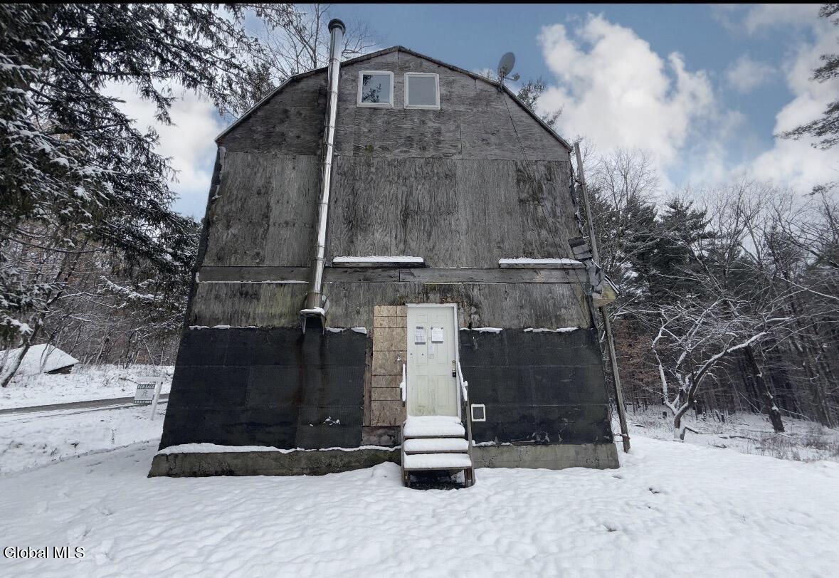 295 Black River Road