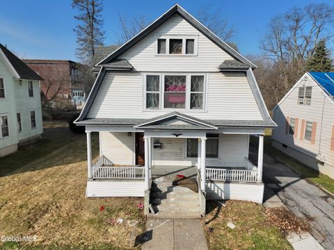 Photo of 7 Park Street, Norwich, NY 13815 (MLS # 202613101)