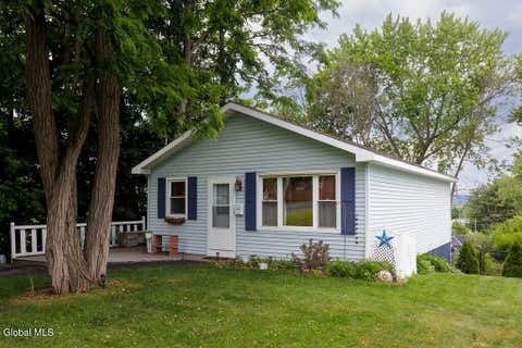 Photo of 2407 Lenox Road, Schenectady, NY 12308 (MLS # 202621465)
