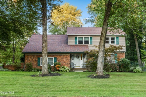 Photo of 1270 Fox Hollow Road, Schenectady, NY 12309 (MLS # 202626295)