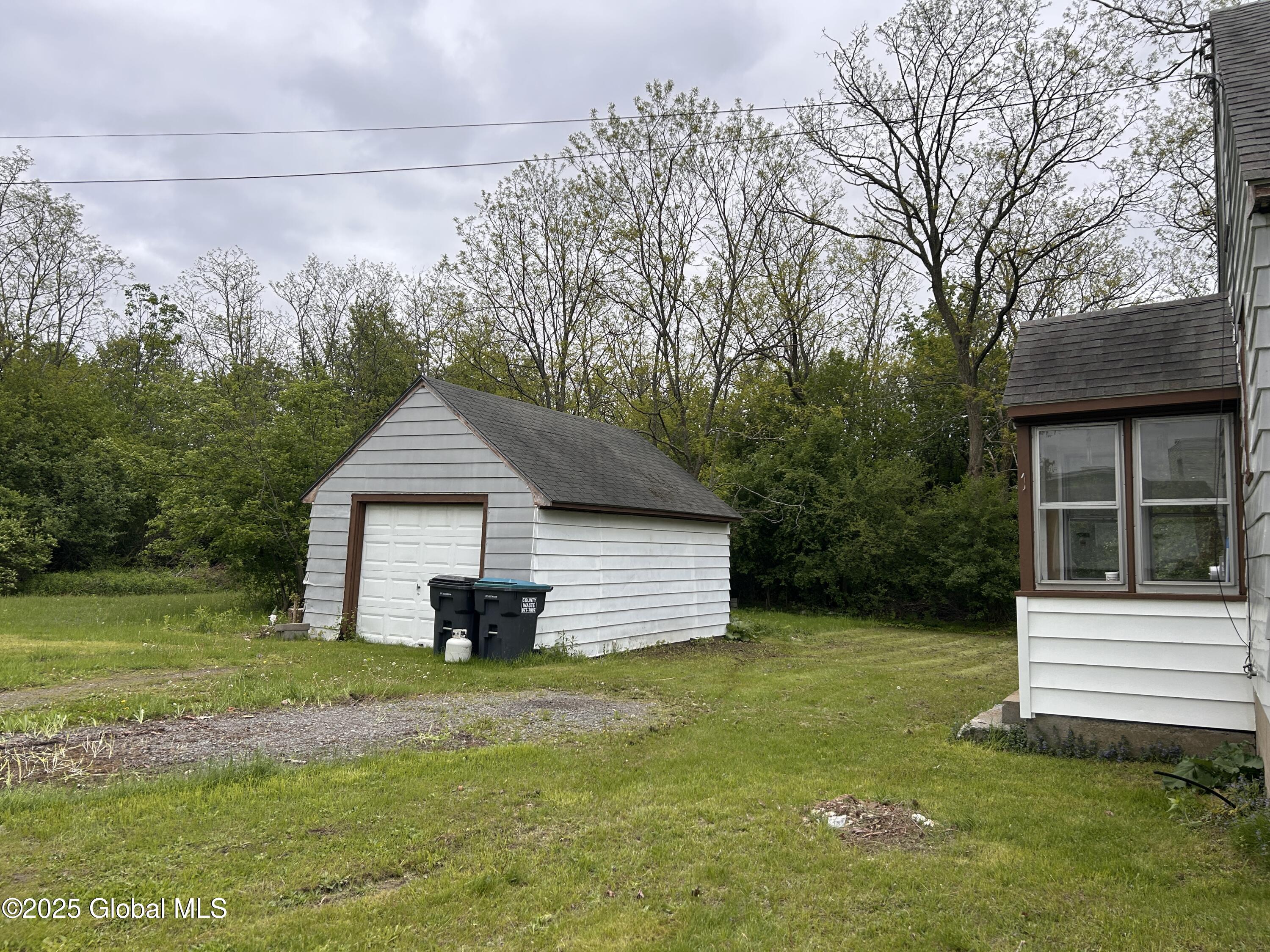1097 Church Rd Road, Glenville, New York image 3