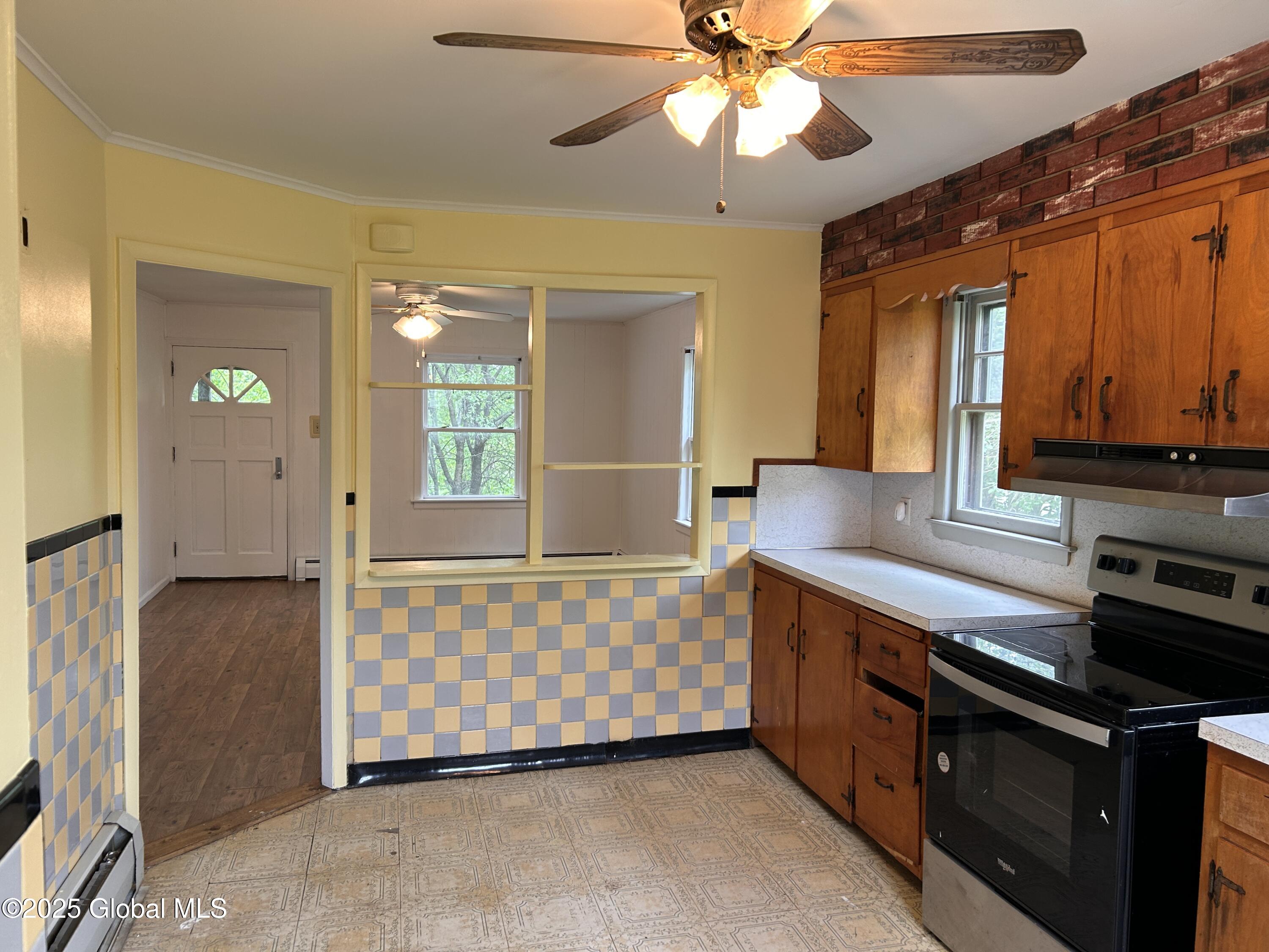 1097 Church Rd Road, Glenville, New York image 8