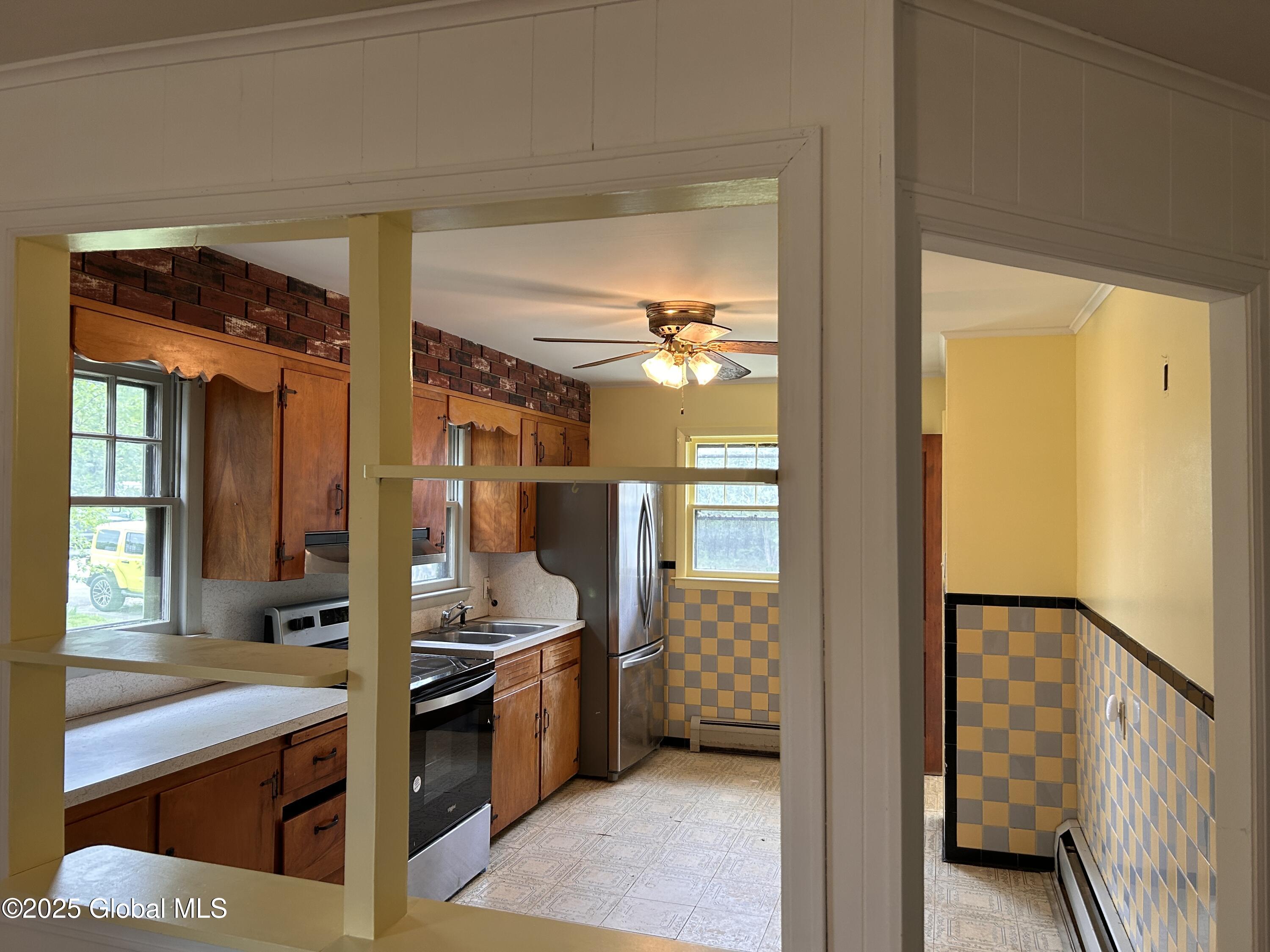 1097 Church Rd Road, Glenville, New York image 13