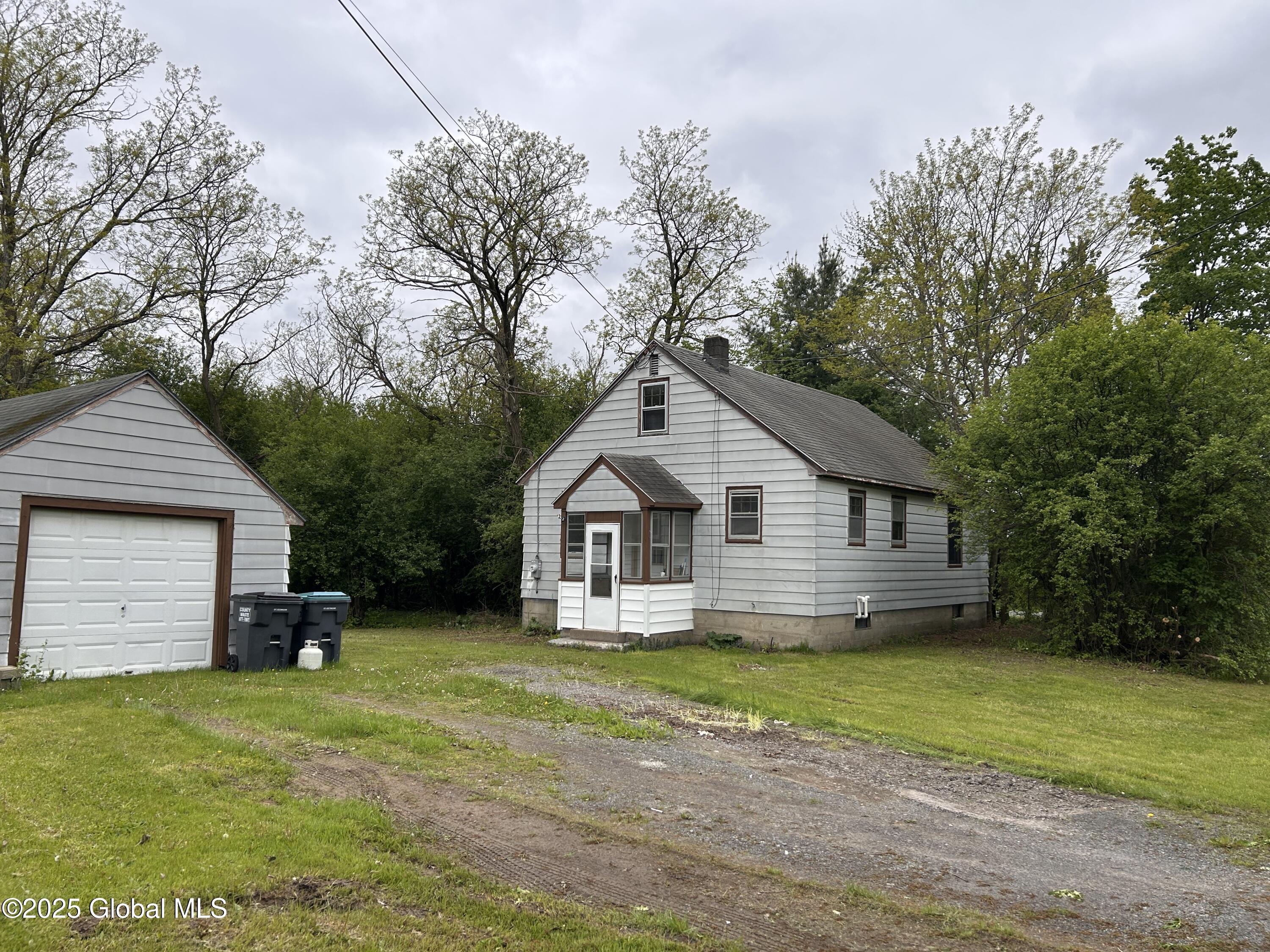 1097 Church Rd Road, Glenville, New York image 1