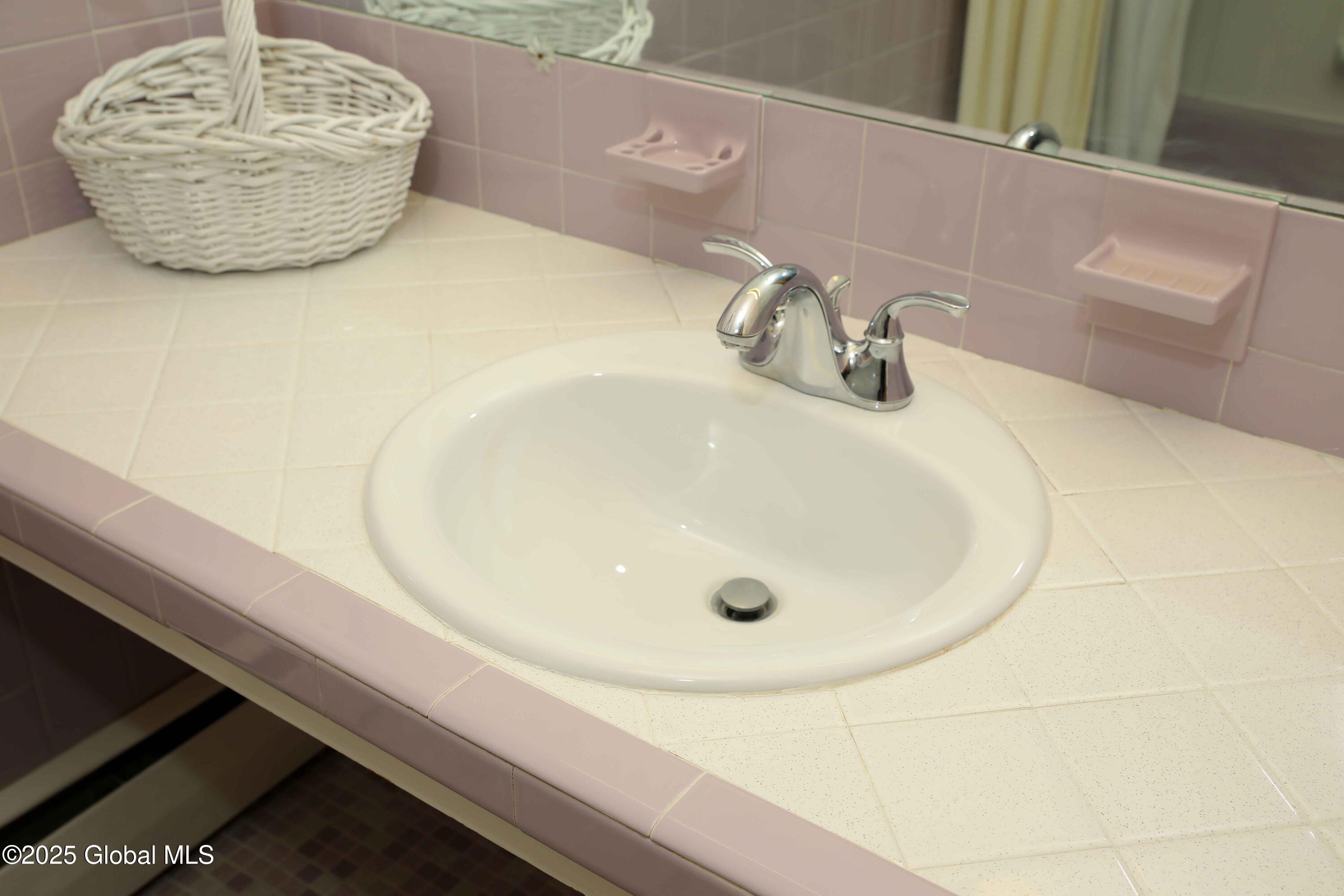 20 New Street, Amsterdam, New York image 22