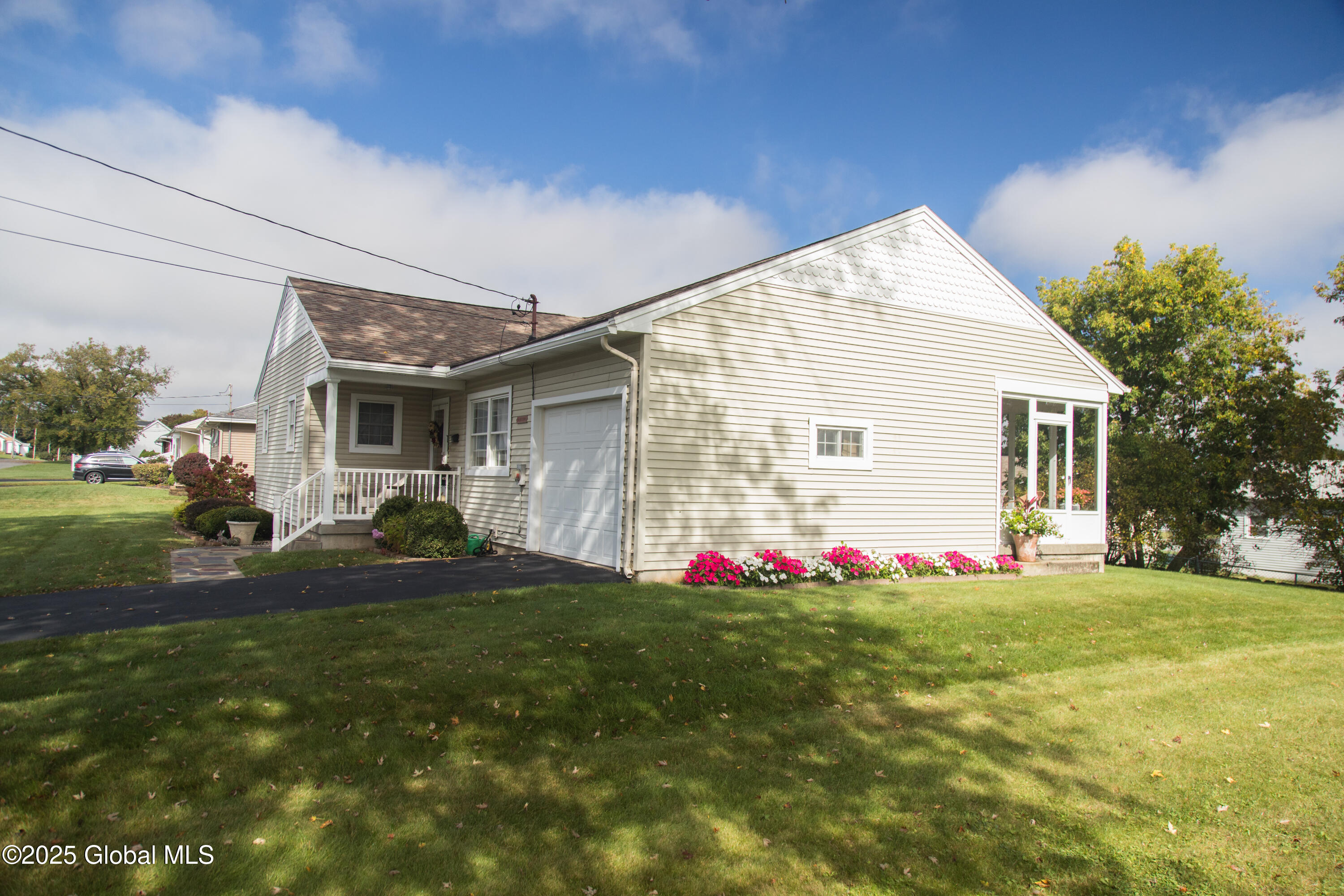20 New Street, Amsterdam, New York image 40