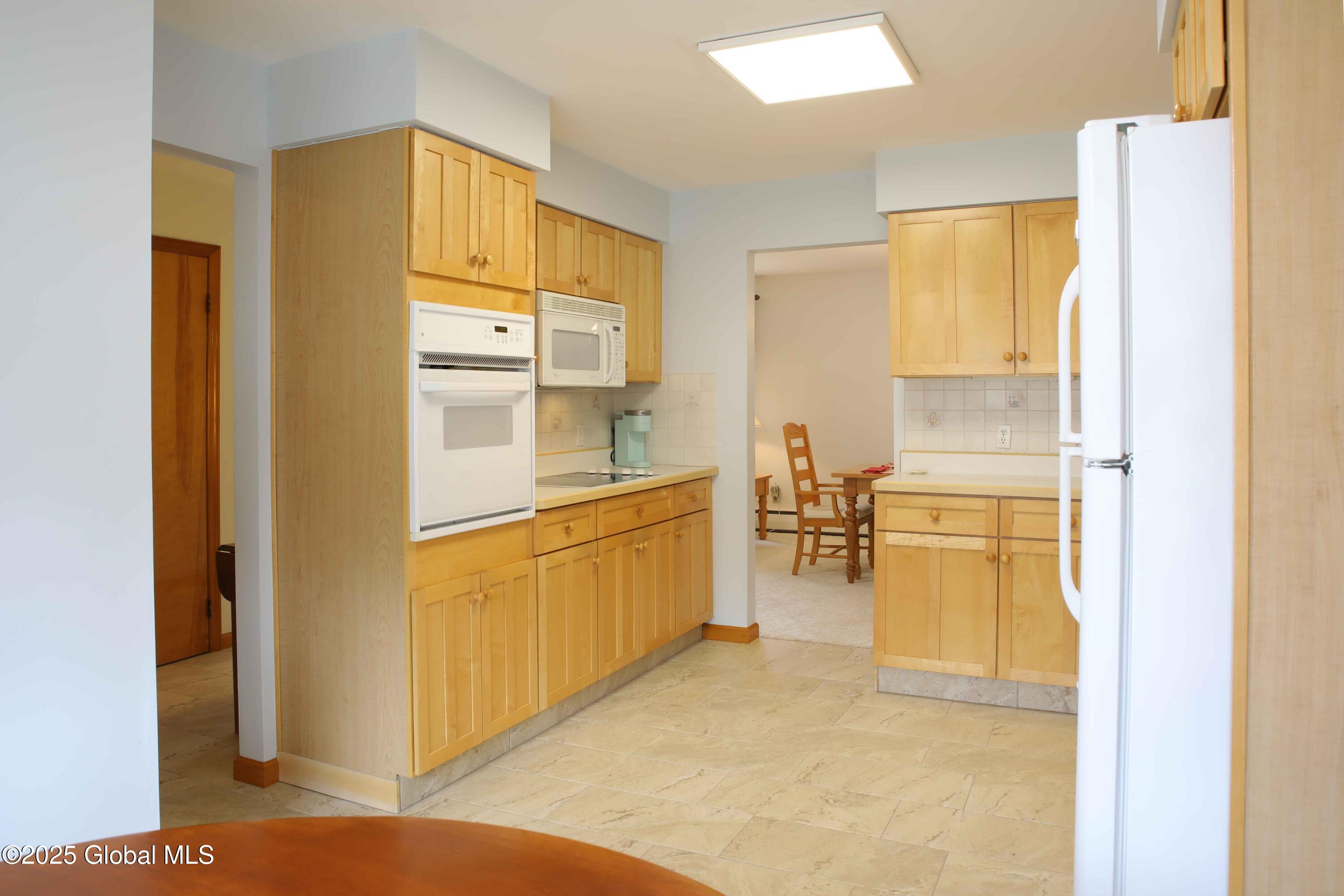 20 New Street, Amsterdam, New York image 2