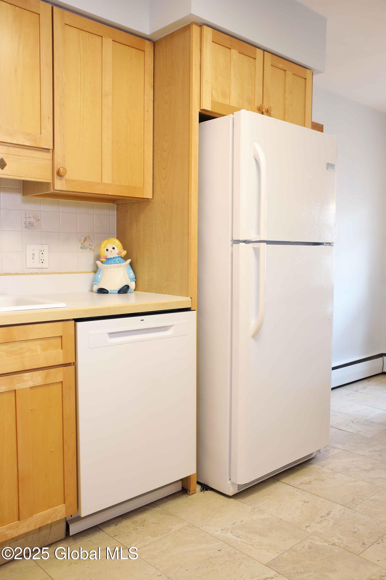 20 New Street, Amsterdam, New York image 9