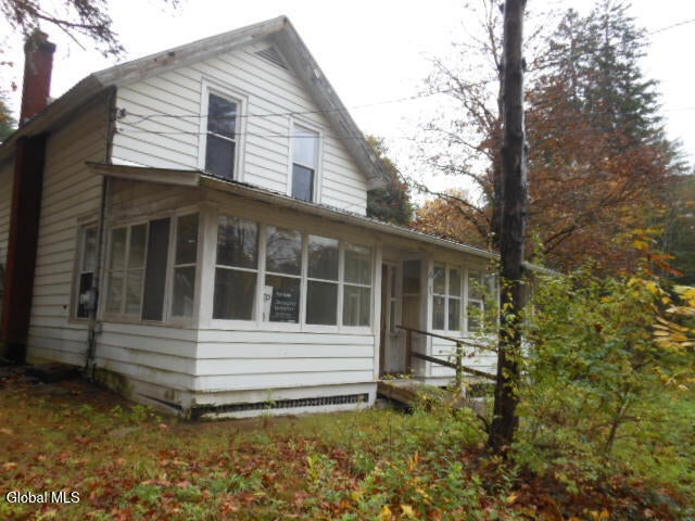 16 Summit Place