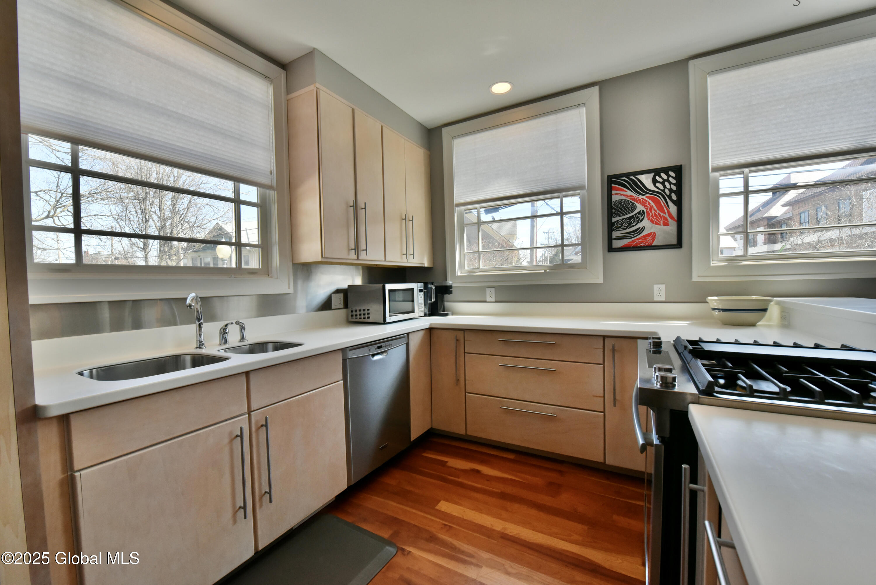 125 Regent Street, Saratoga Springs, New York image 17