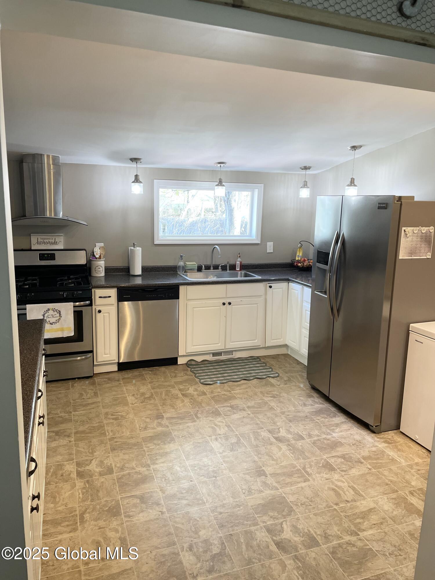 31 2nd Street Street, Glens Falls, New York image 3