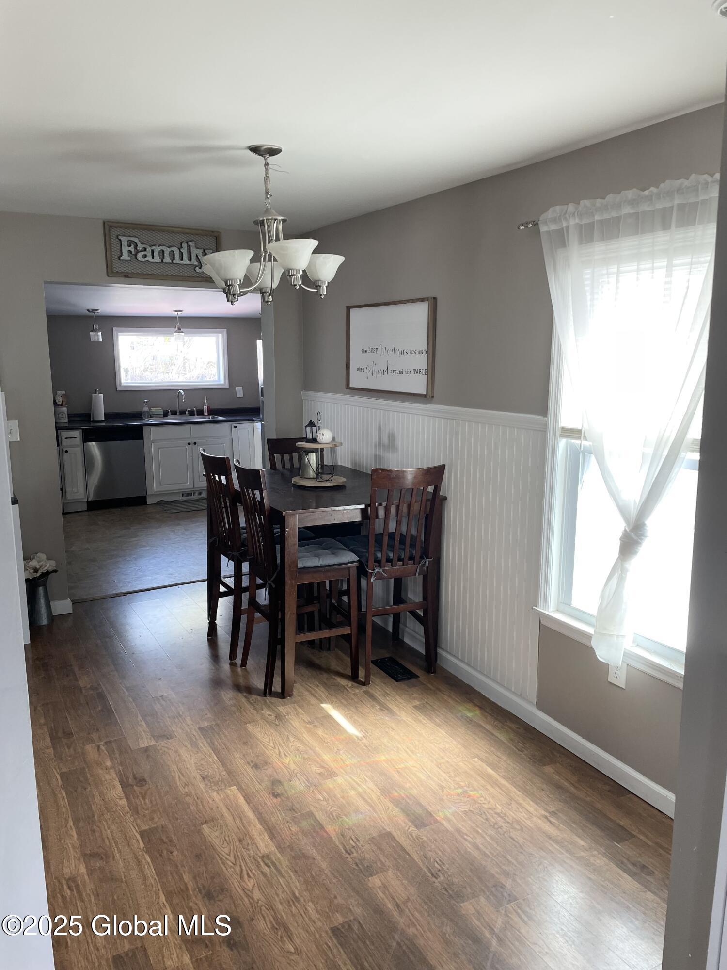 31 2nd Street Street, Glens Falls, New York image 10