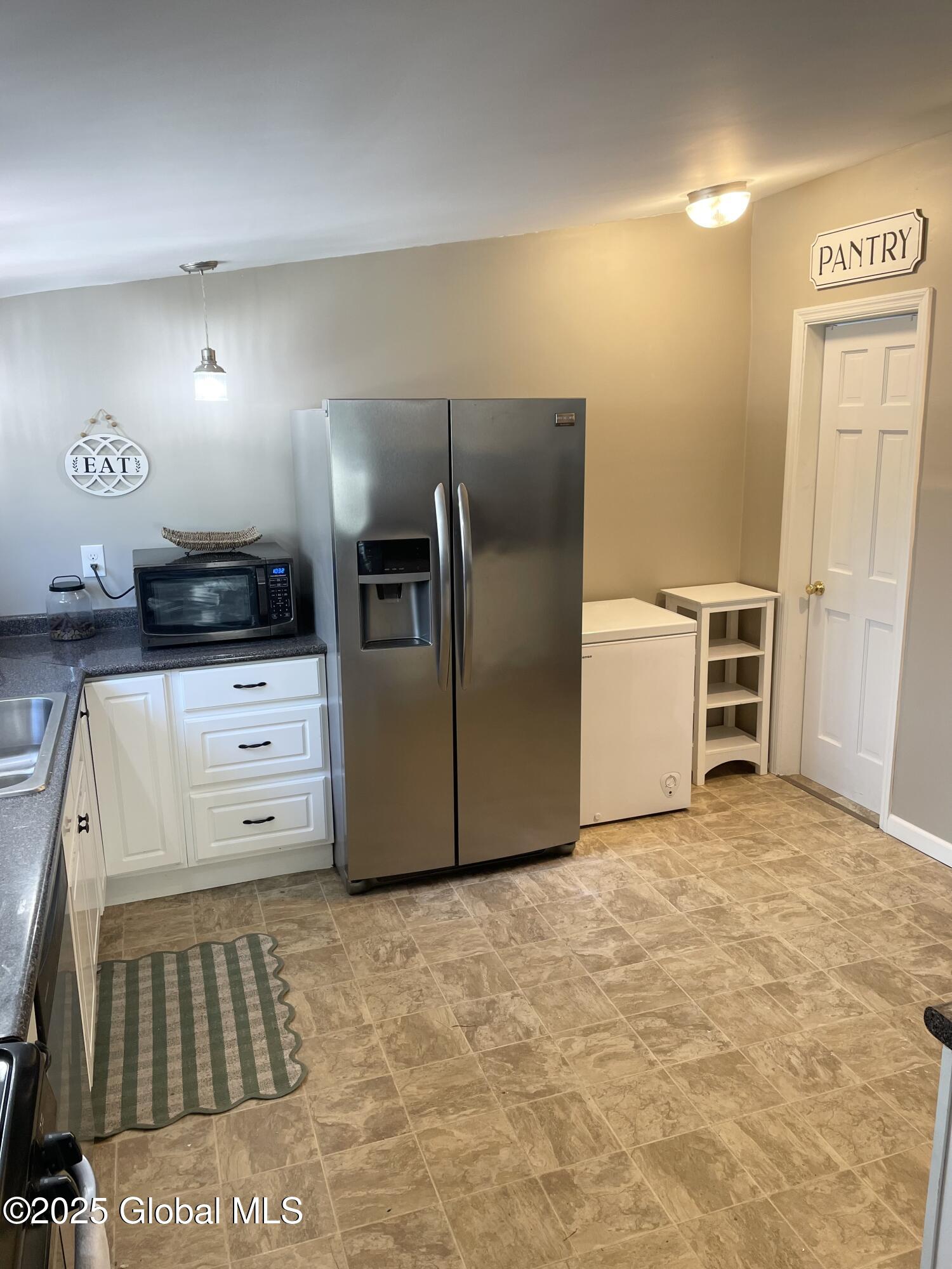 31 2nd Street Street, Glens Falls, New York image 4