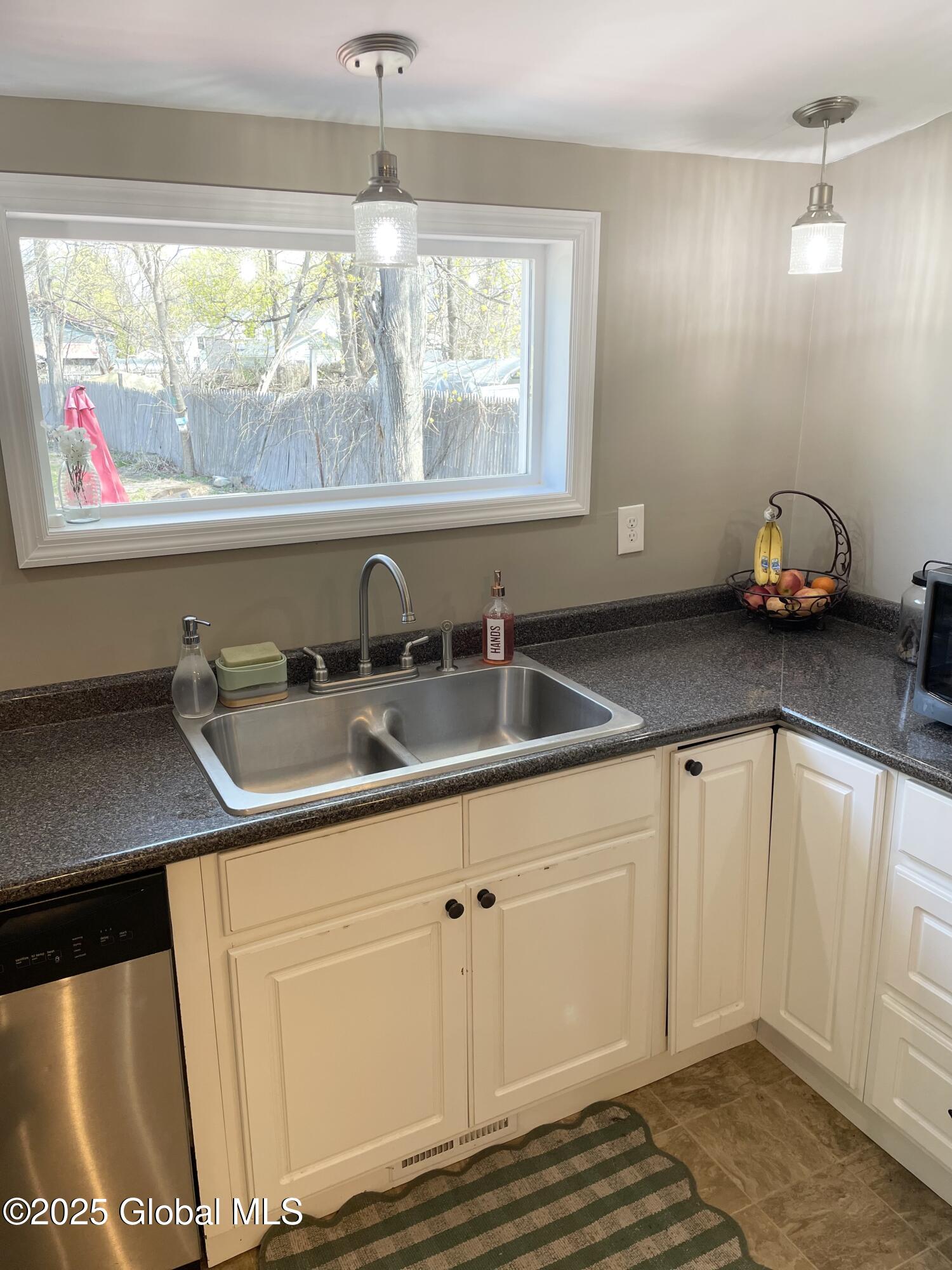 31 2nd Street Street, Glens Falls, New York image 5