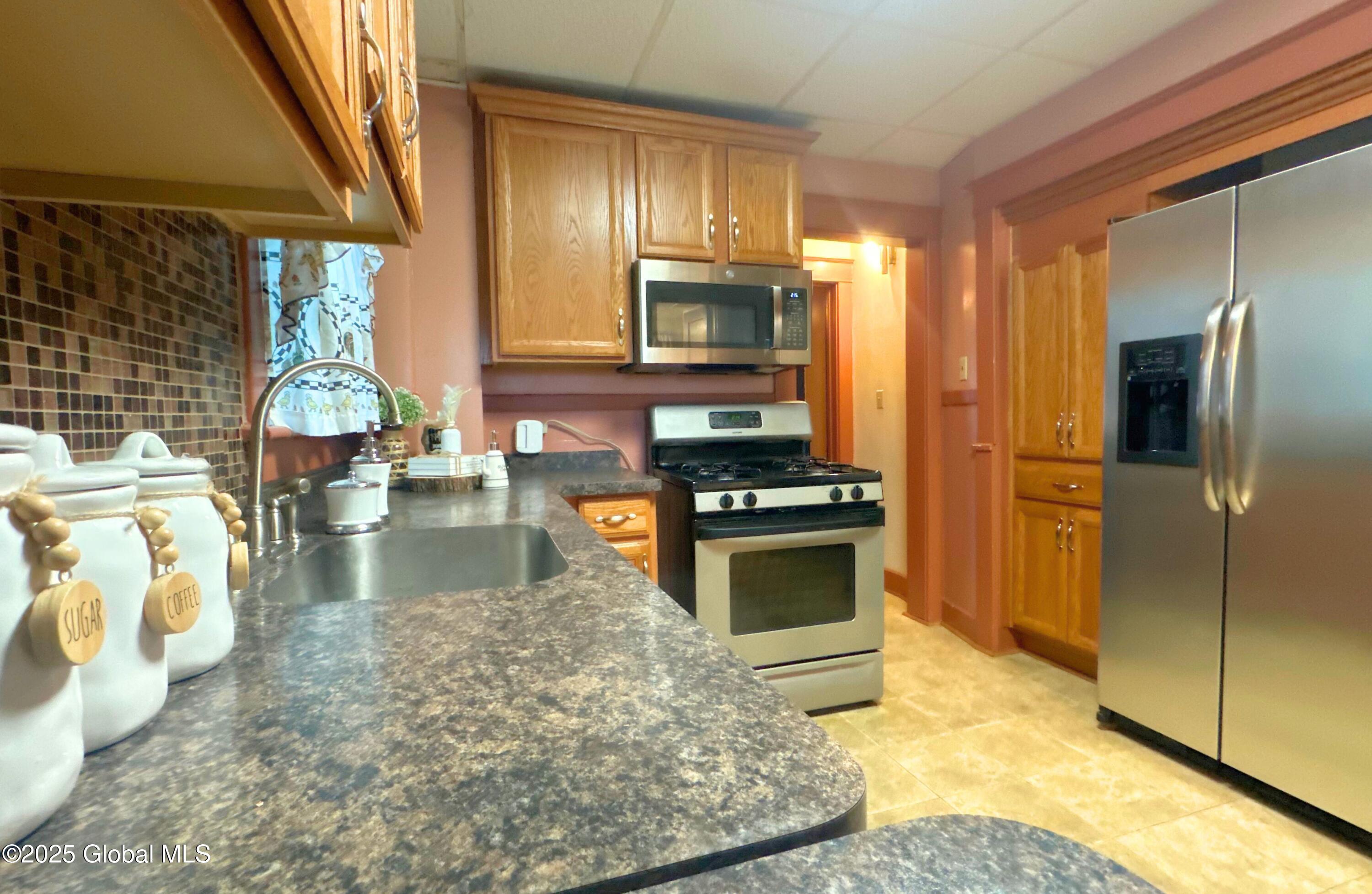 19 Bohl Avenue, Albany, New York image 34