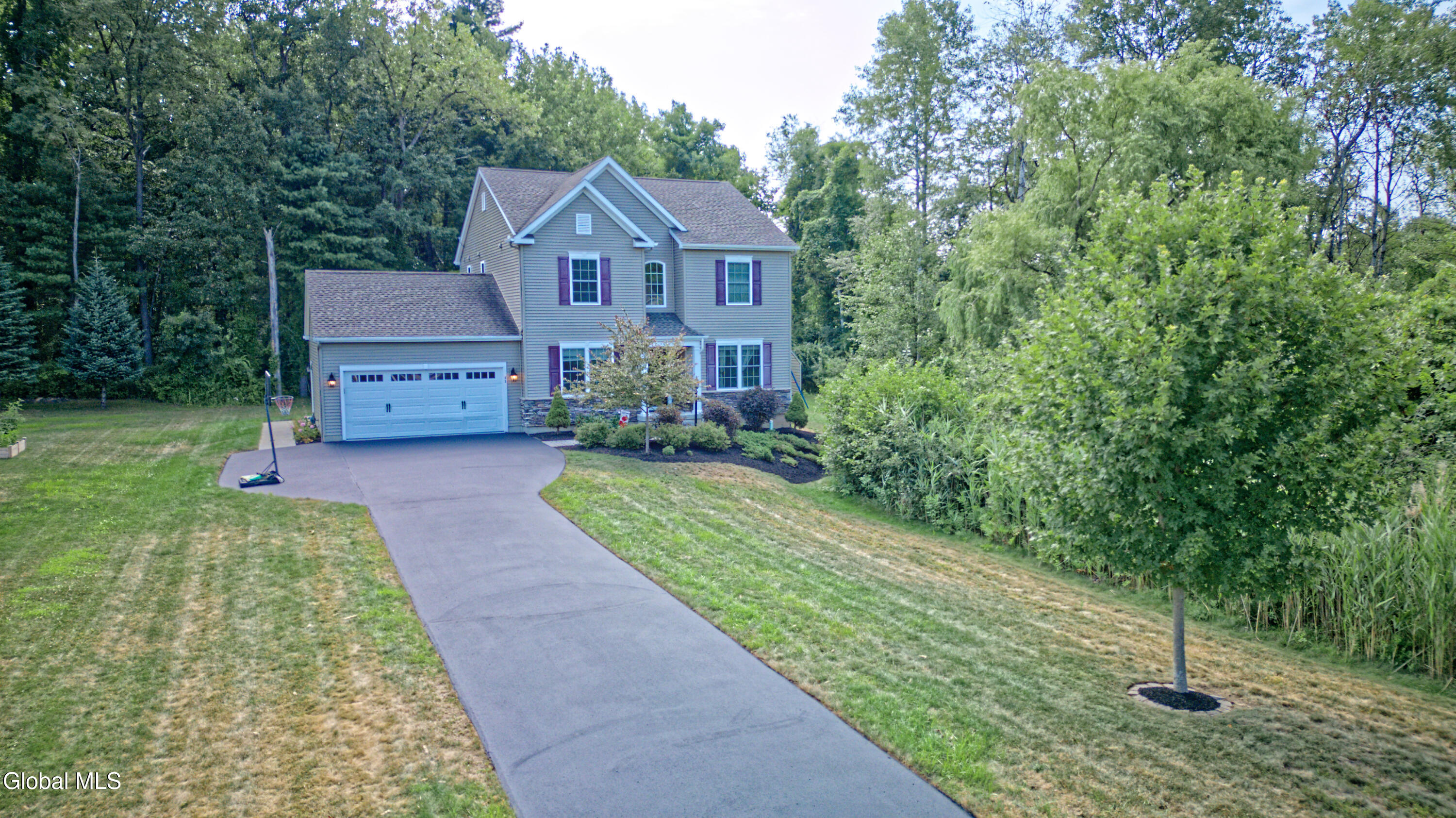 43 Madeleine Lane