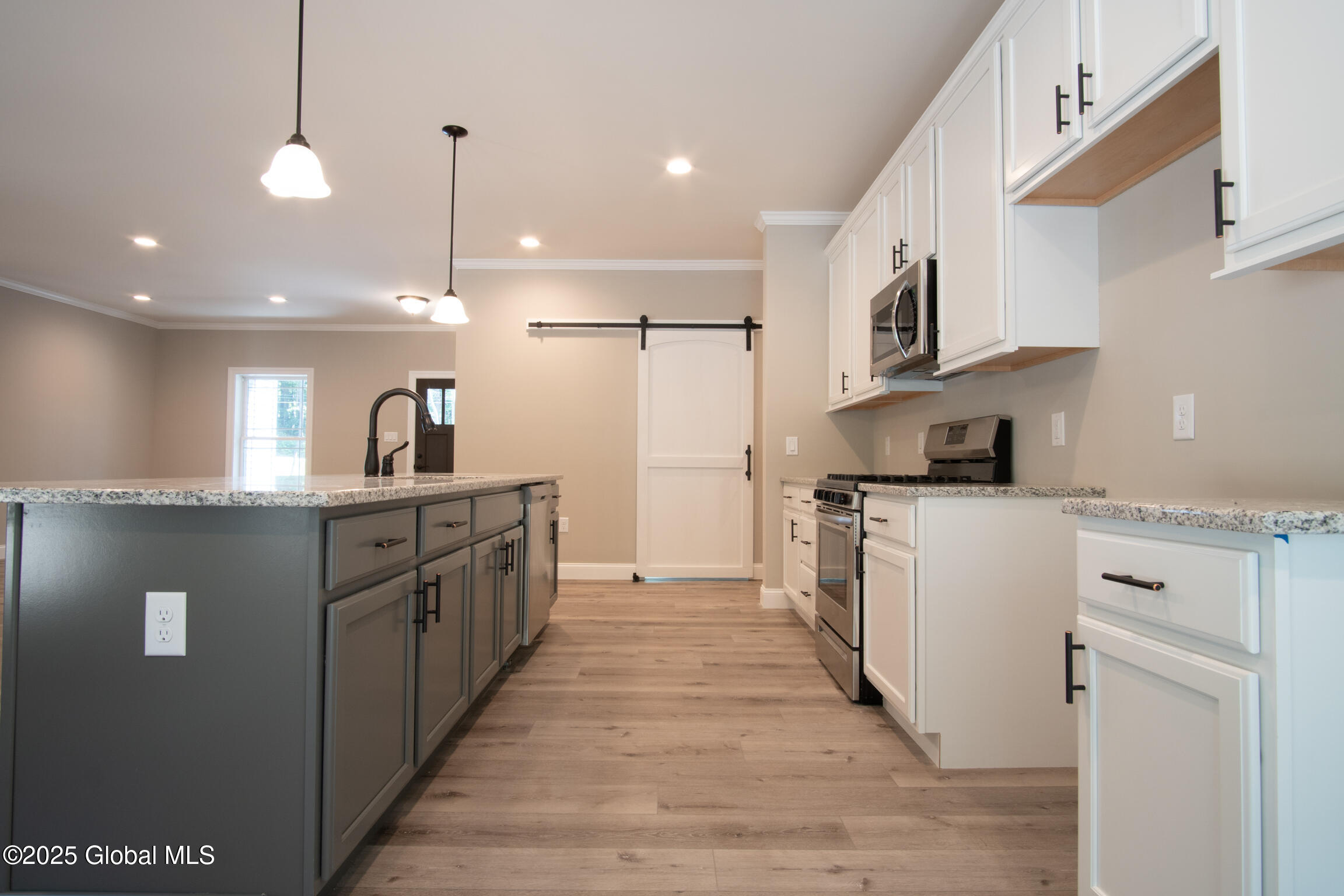 10 Killington Lane, Johnstown, New York image 5