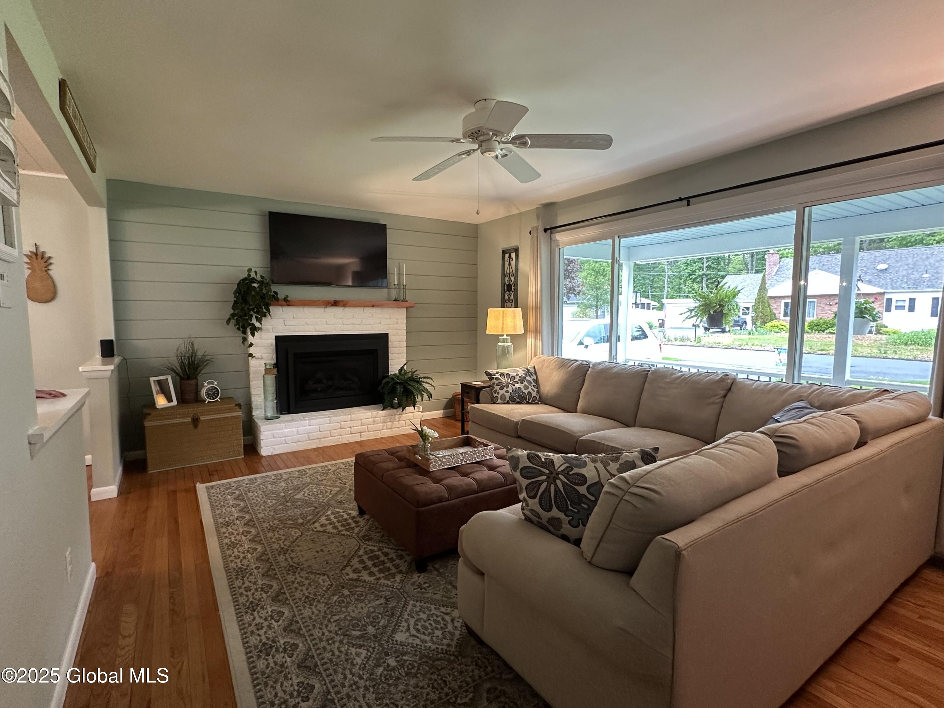25 Sylvan Avenue, Queensbury, New York image 14