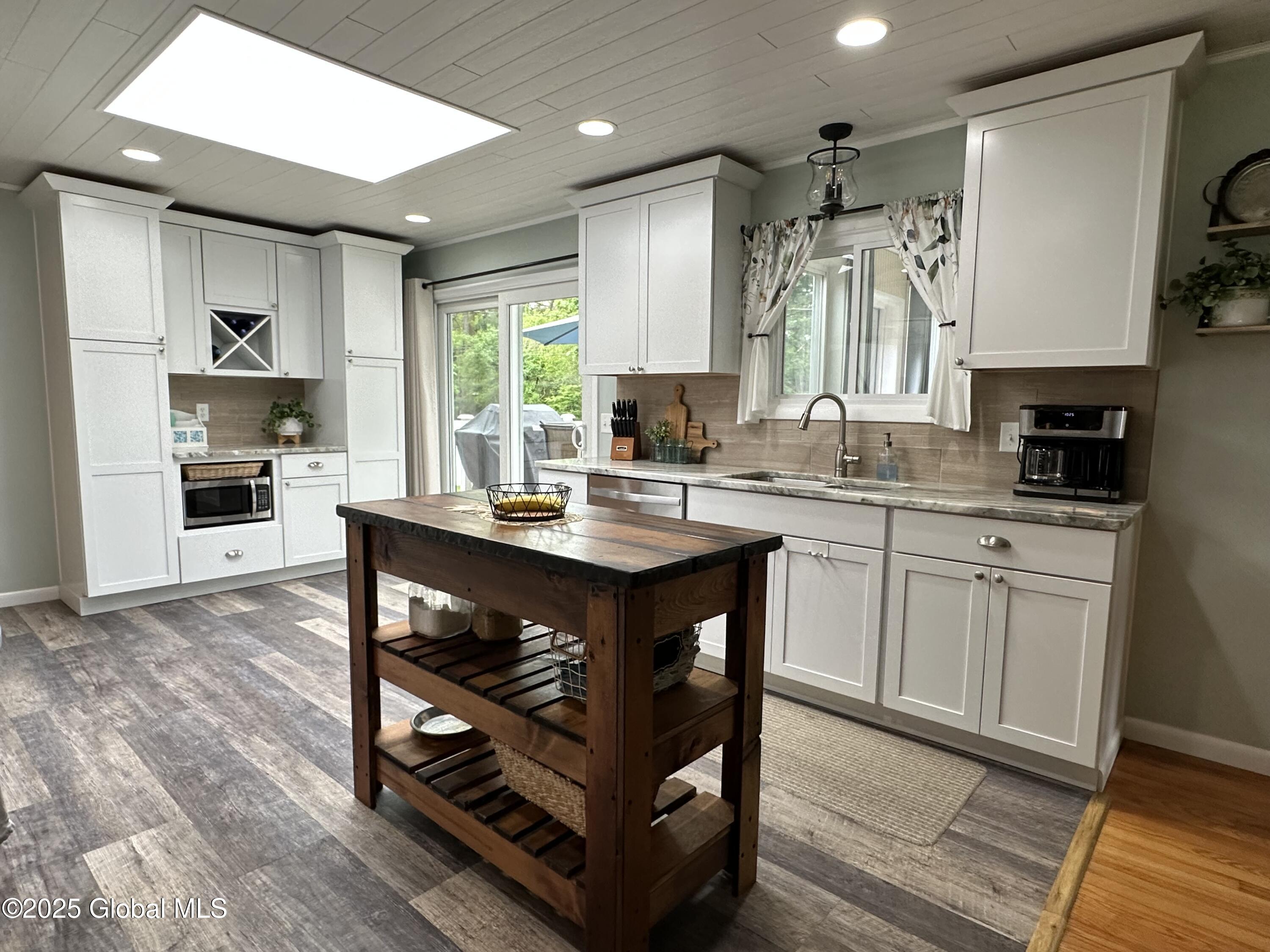 25 Sylvan Avenue, Queensbury, New York image 24
