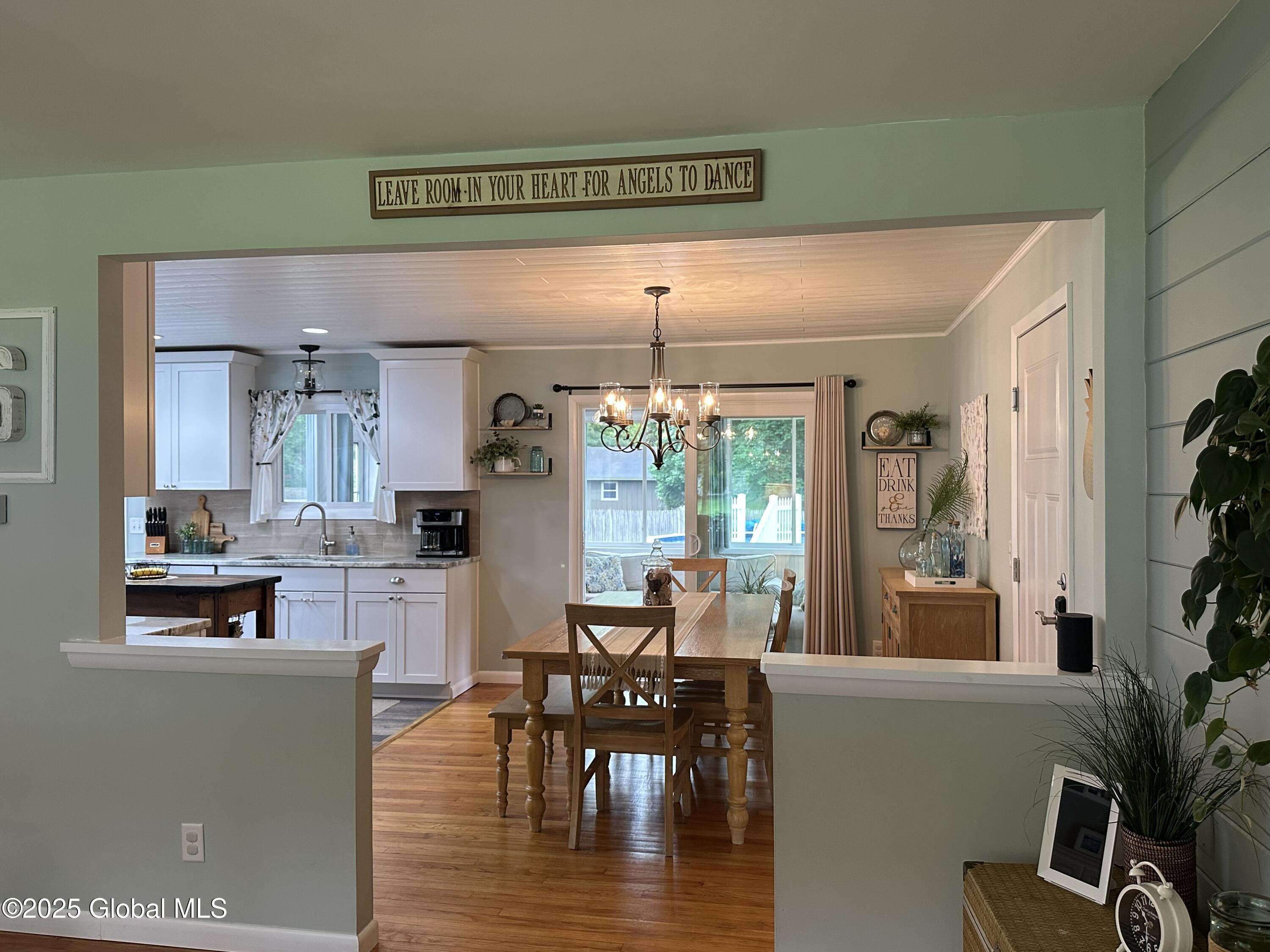 25 Sylvan Avenue, Queensbury, New York image 17