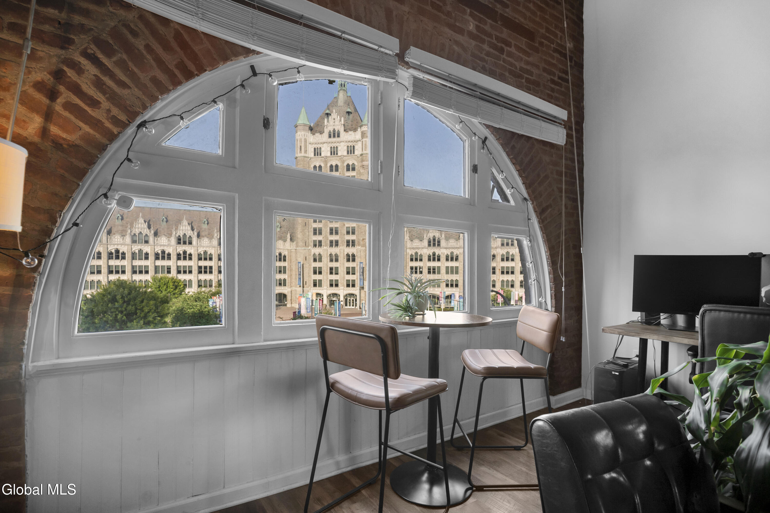 402 Broadway