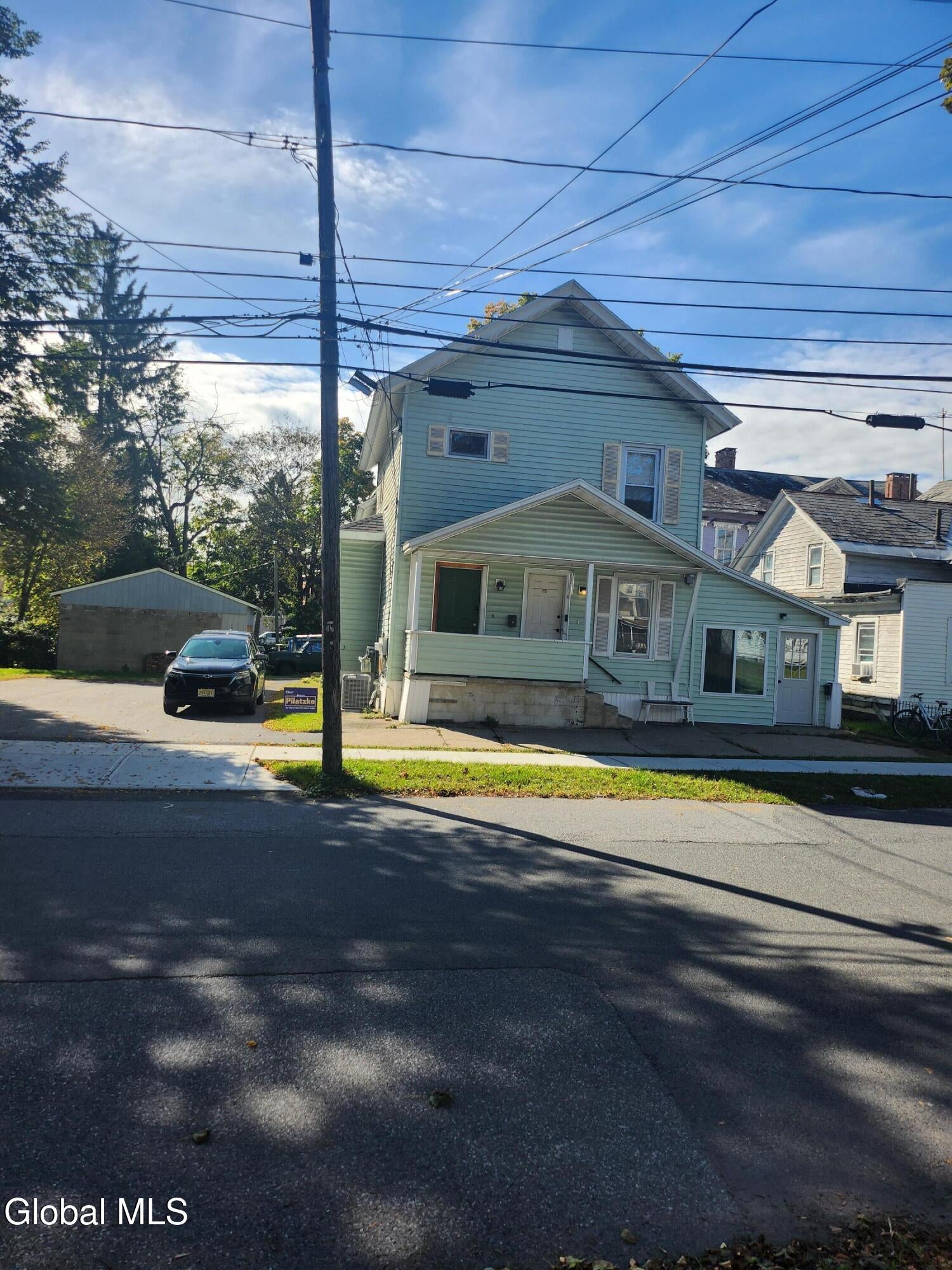 133 Maple Street