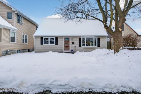 Photo of 522 7th Avenue, Troy, NY 12182 (MLS # 202611269)