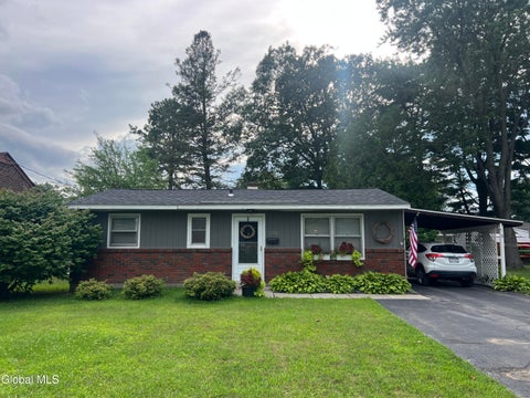 Homes For Sale - 1352 Lawn Avenue<br/> Schenectady, NY 12306