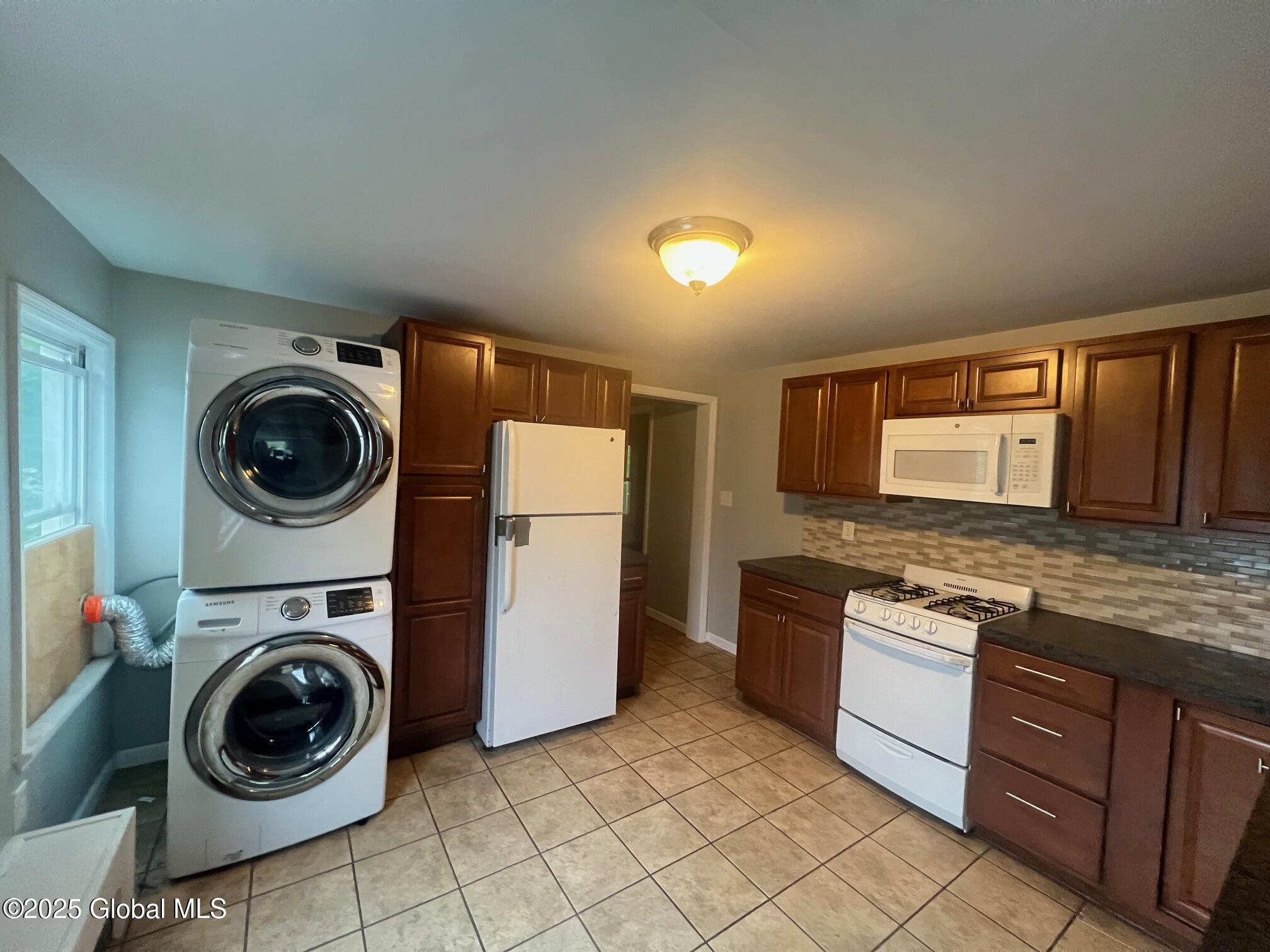 31-33 Malta Avenue, Ballston Spa, New York image 32