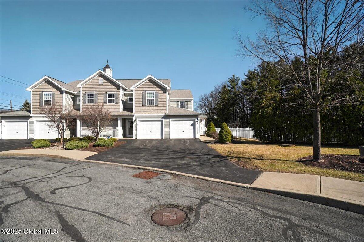 103 Cherry Blossom Court, Schenectady, New York image 29