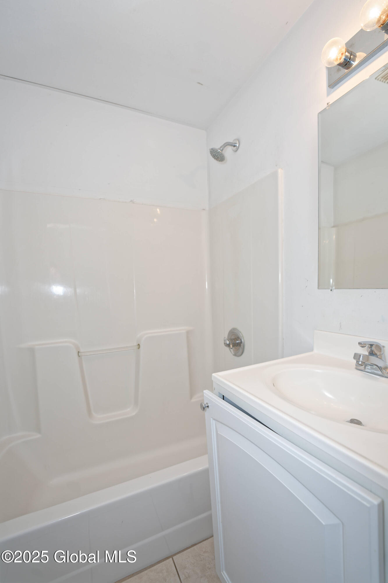 24 Laura Lane, Ravena, New York image 35