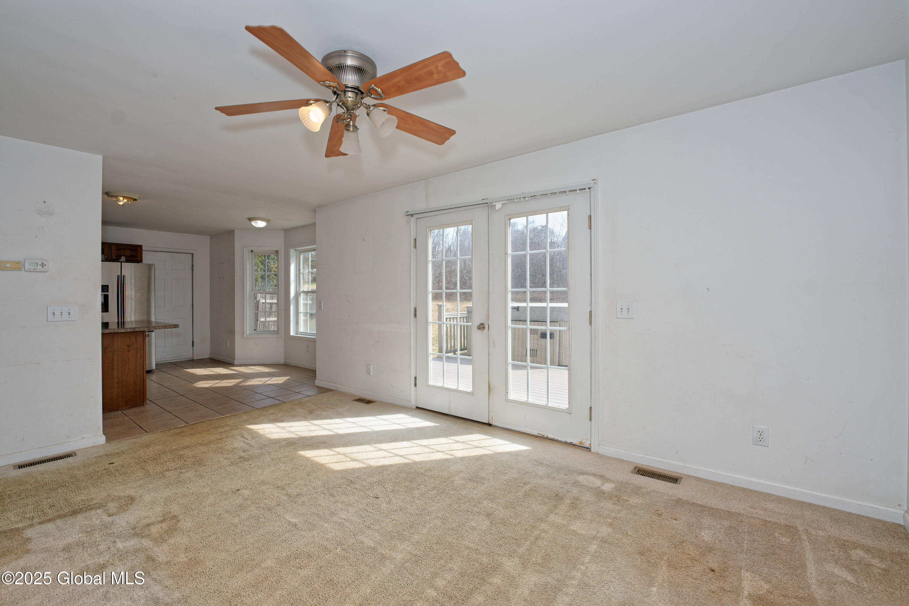 24 Laura Lane, Ravena, New York image 16