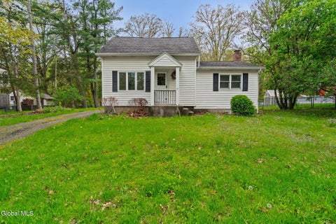 Homes For Sale - 633 Fillmore Avenue<br/> Niskayuna, NY 12304