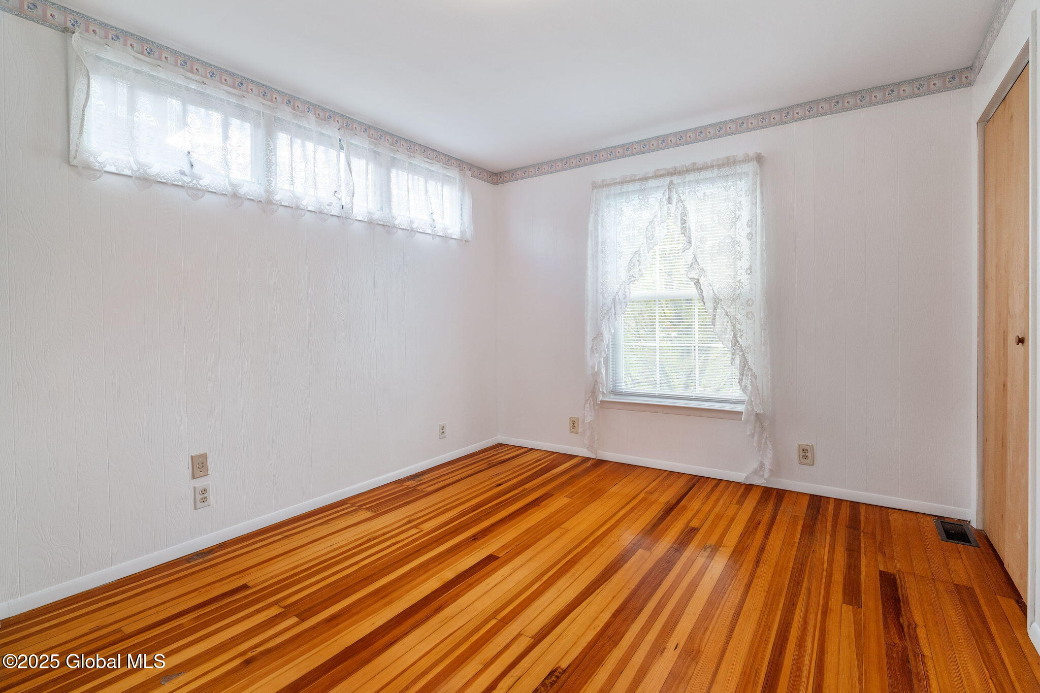 1124 Parkwood Boulevard, Schenectady, New York image 26