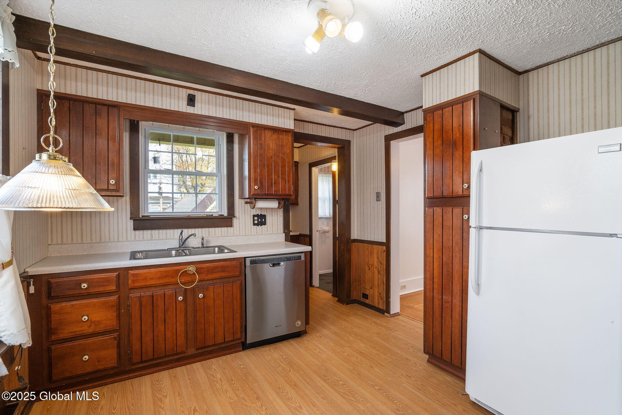 1124 Parkwood Boulevard, Schenectady, New York image 17