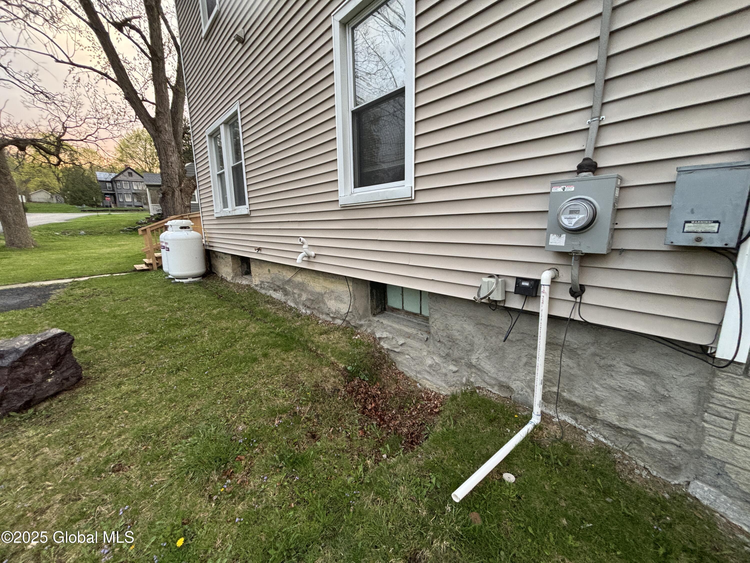 1 Schuyler Avenue, Ravena, New York image 8