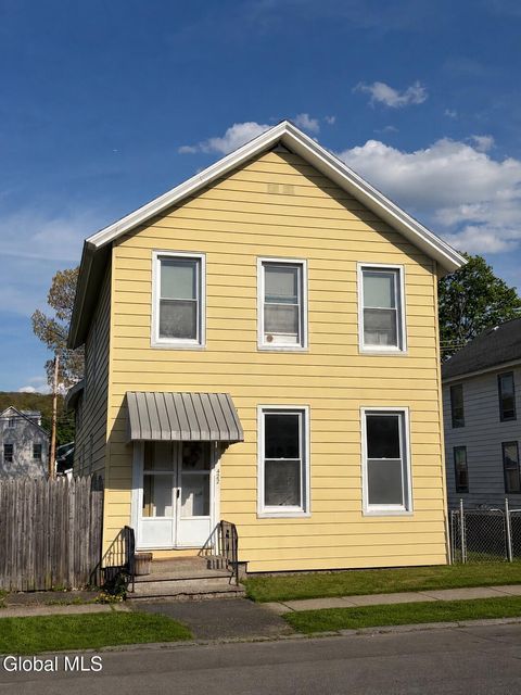 Photo of 422 4th Avenue, Troy, NY 12182 (MLS # 202617093)
