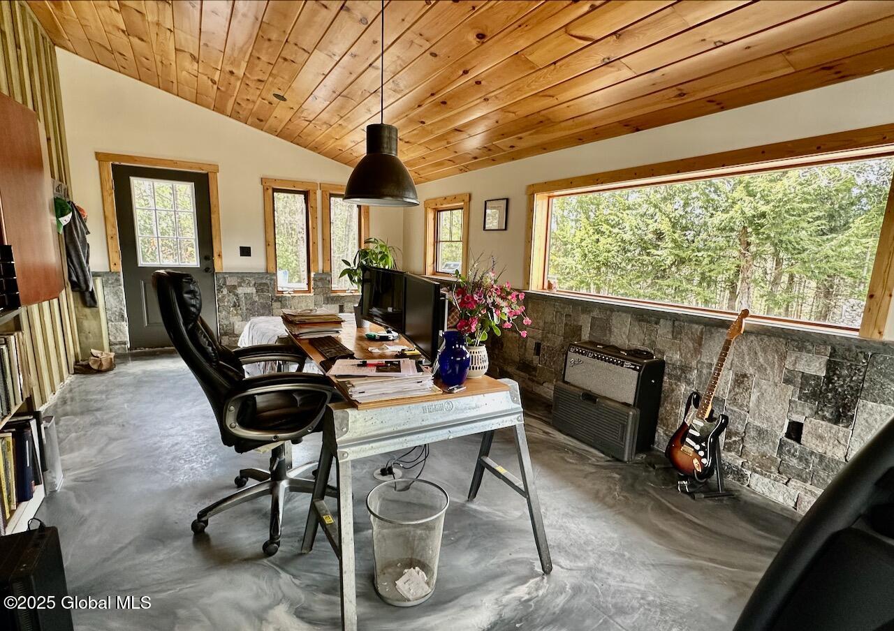7331 Bills Road, Middle Grove, New York image 12